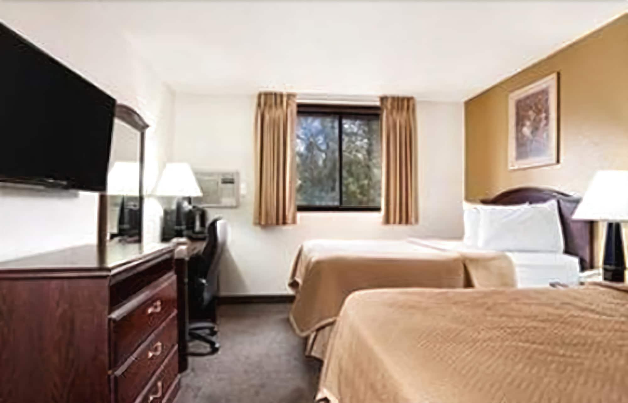 Travelodge By Wyndham La Porte/Michigan City Area Dış mekan fotoğraf