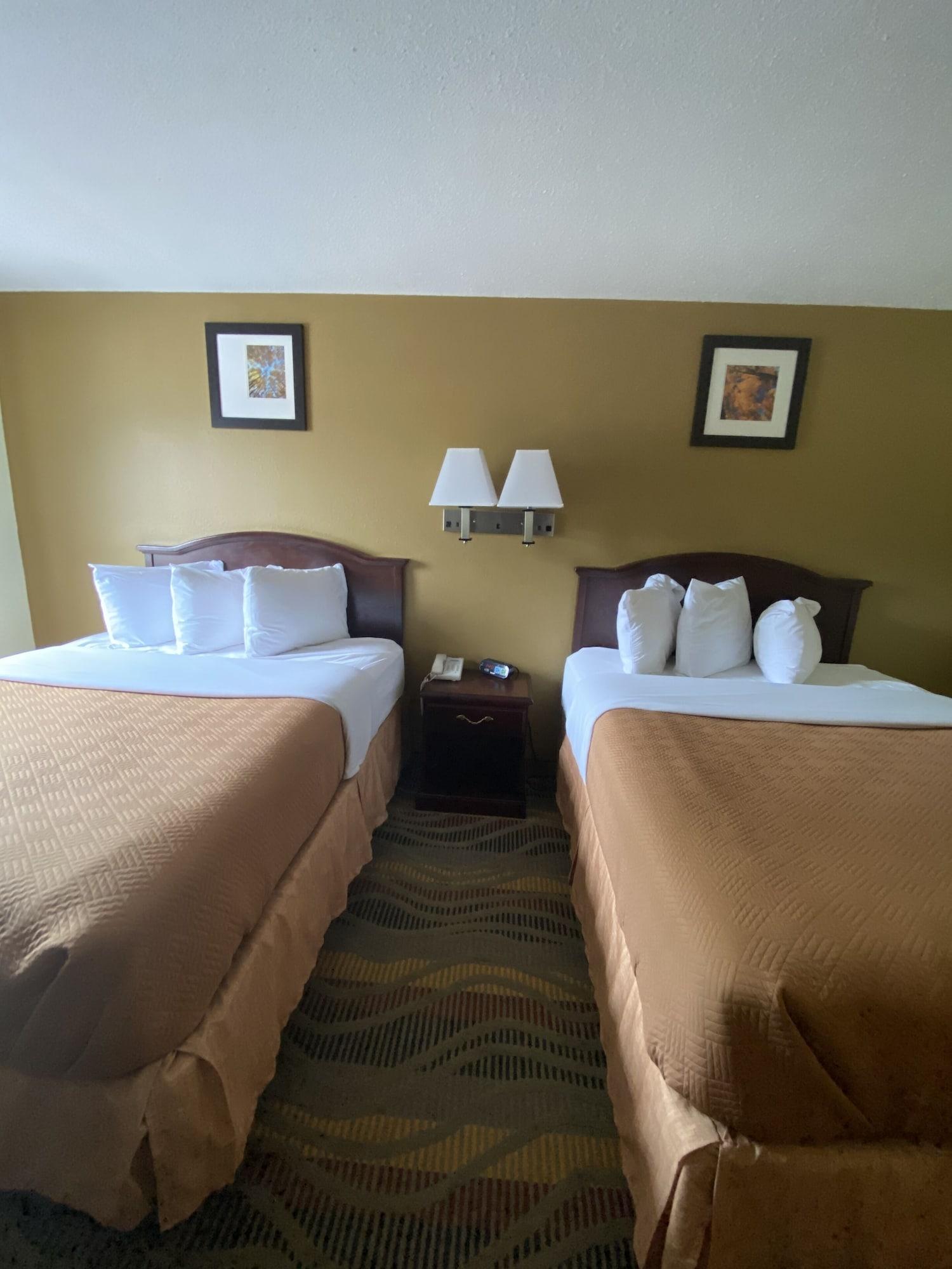 Travelodge By Wyndham La Porte/Michigan City Area Dış mekan fotoğraf