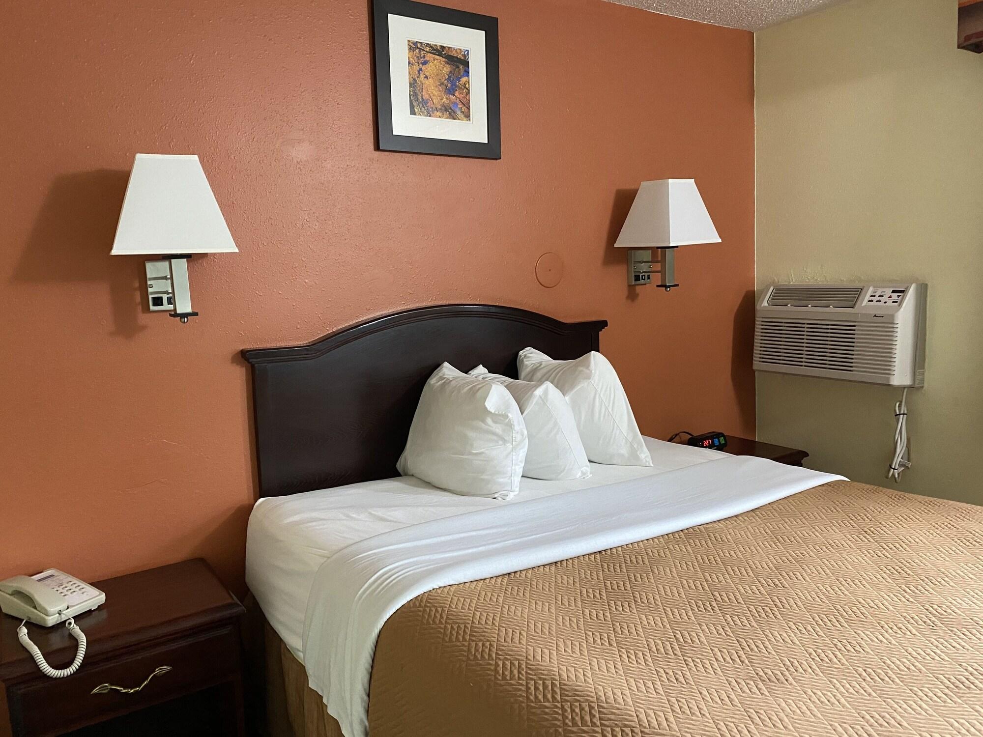 Travelodge By Wyndham La Porte/Michigan City Area Dış mekan fotoğraf