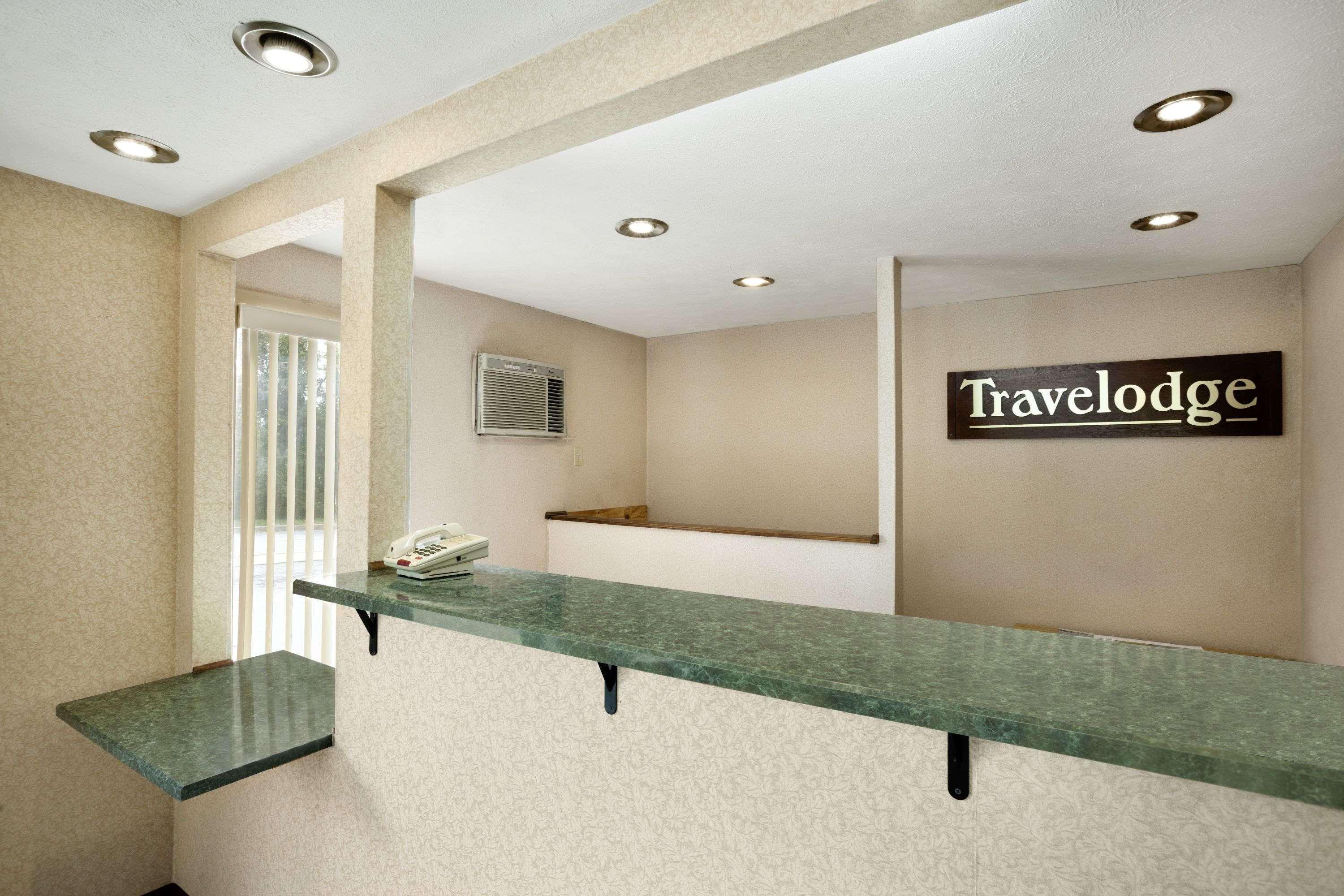 Travelodge By Wyndham La Porte/Michigan City Area Dış mekan fotoğraf
